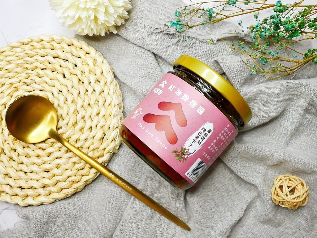 |沾醬推薦|悅善廚 紅油擔擔醬.拌麵/沾水餃/料理入菜.全素可食,快速上桌.忙碌現代人料理好幫手! - 第26張圖 |沾醬推薦|悅善廚 紅油擔擔醬.拌麵/沾水餃/料理入菜.全素可食,快速上桌.忙碌現代人料理好幫手!
