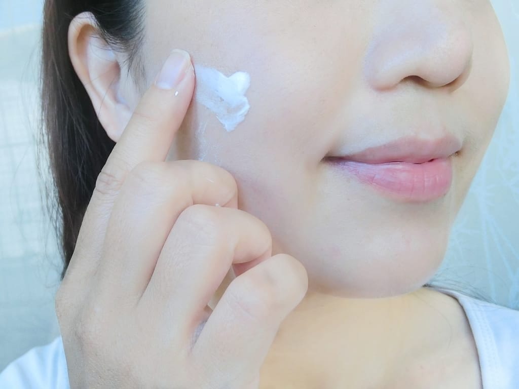 |2022網路暢銷美白抗皺乳霜推薦 | 人氣排行榜大評比.安美諾.朵莉麗蔻.契爾氏哪一款最推薦? - 第15張圖 |2022網路暢銷美白抗皺乳霜推薦 | 人氣排行榜大評比.安美諾.朵莉麗蔻.契爾氏哪一款最推薦?