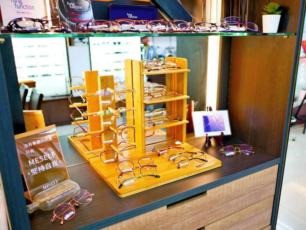 | 兒童眼鏡推薦 | 蘆洲精采眼鏡 3D掃描客製眼鏡.貼合臉部比例,專業客製化服務 - 第12張圖 | 兒童眼鏡推薦 | 蘆洲精采眼鏡 3D掃描客製眼鏡.貼合臉部比例,專業客製化服務