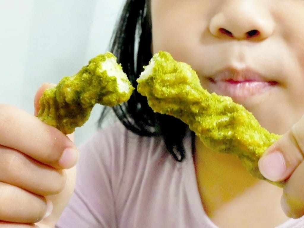 | 團購零食 | 大眼蝦 x 飛燕煉乳 抹茶煉乳卡力.混搭創意吃法.口感酥脆超涮嘴.大人小孩都超愛! - 第9張圖 | 團購零食 | 大眼蝦 x 飛燕煉乳 抹茶煉乳卡力.混搭創意吃法.口感酥脆超涮嘴.大人小孩都超愛!