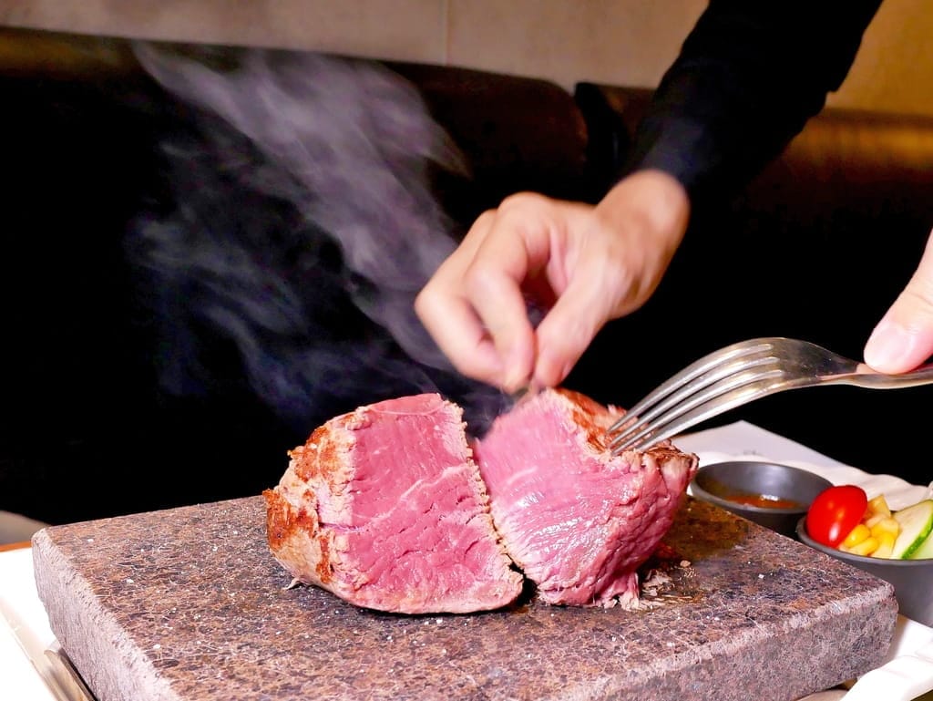 | 台北東區牛排 | 洋石岩燒牛排、使用新鮮原肉塊、義大利麵/燉飯自助吧吃到飽、家庭聚餐首選! - 第45張圖 | 台北東區牛排 | 洋石岩燒牛排、使用新鮮原肉塊、義大利麵/燉飯自助吧吃到飽、家庭聚餐首選!