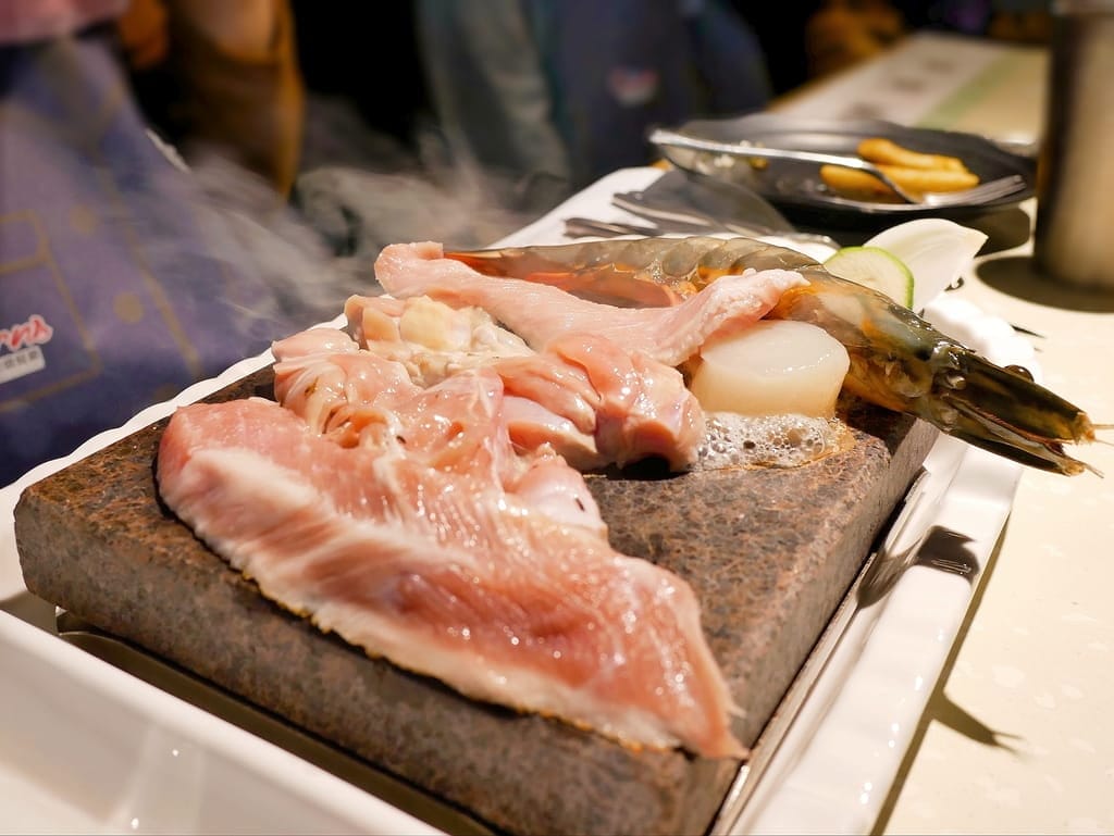 | 台北東區牛排 | 洋石岩燒牛排、使用新鮮原肉塊、義大利麵/燉飯自助吧吃到飽、家庭聚餐首選! - 第33張圖 | 台北東區牛排 | 洋石岩燒牛排、使用新鮮原肉塊、義大利麵/燉飯自助吧吃到飽、家庭聚餐首選!