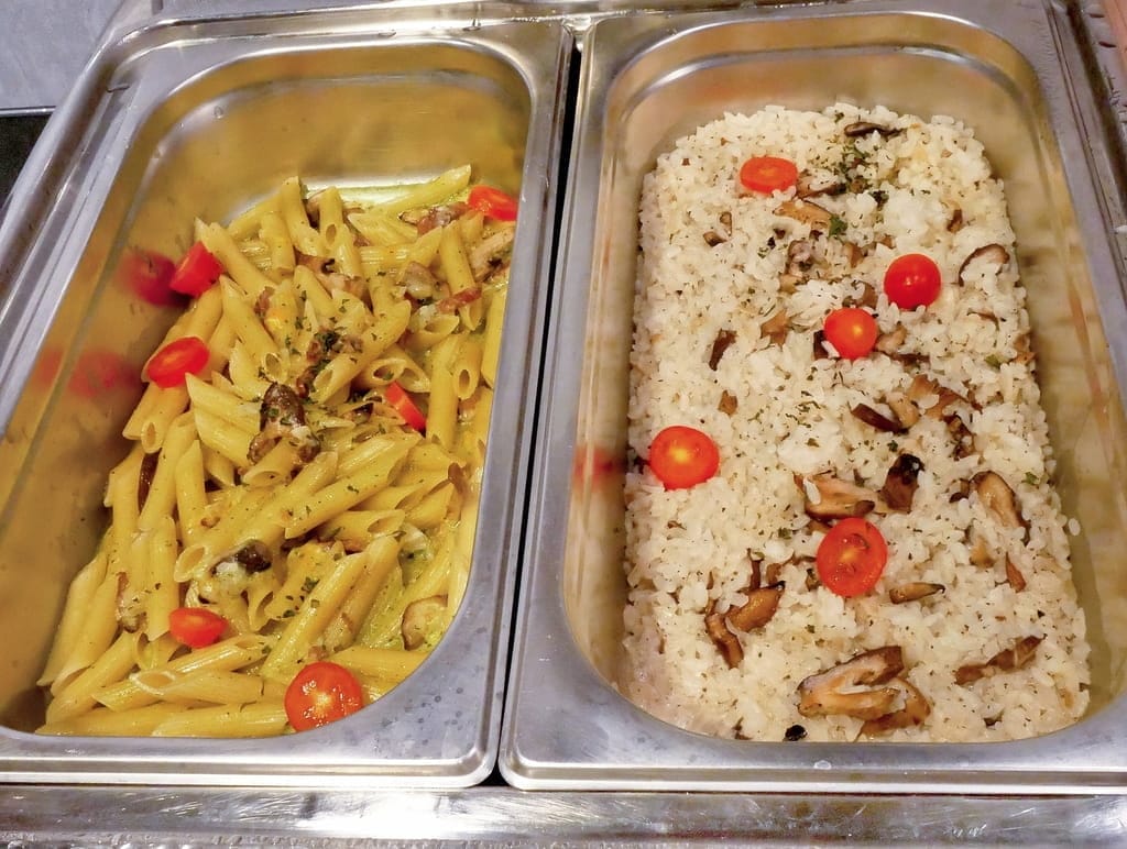 | 台北東區牛排 | 洋石岩燒牛排、使用新鮮原肉塊、義大利麵/燉飯自助吧吃到飽、家庭聚餐首選! - 第12張圖 | 台北東區牛排 | 洋石岩燒牛排、使用新鮮原肉塊、義大利麵/燉飯自助吧吃到飽、家庭聚餐首選!