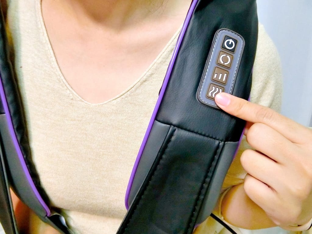 | 肩頸按摩器評價 | MOLIJIA 魔力家 M634 溫熱型肩頸按摩帶,腰部按摩/背部按摩/腹部按摩,讓人感到通體舒暢.孝親禮物首選! - 第15張圖 | 肩頸按摩器評價 | MOLIJIA 魔力家 M634 溫熱型肩頸按摩帶,腰部按摩/背部按摩/腹部按摩,讓人感到通體舒暢.孝親禮物首選!