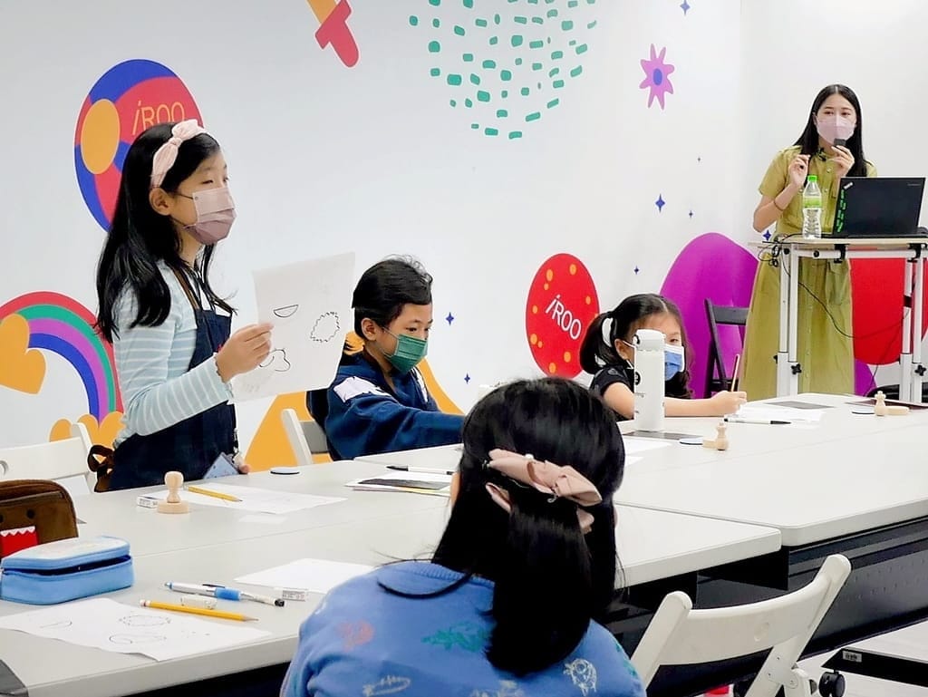 |平面繪畫創作|iROO小小設計學苑,LOGO色.形,意,啟發設計靈感.提升孩子創造力.激發想像邊學邊玩! - 第31張圖 |平面繪畫創作|iROO小小設計學苑,LOGO色.形,意,啟發設計靈感.提升孩子創造力.激發想像邊學邊玩!