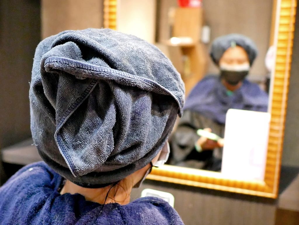 | 板橋染髮推薦 | Wor Hair 新埔店.女生不限長短染或燙髮只要1500元.迷人的極光紫黑色~ - 第27張圖 | 板橋染髮推薦 | Wor Hair 新埔店.女生不限長短染或燙髮只要1500元.迷人的極光紫黑色~