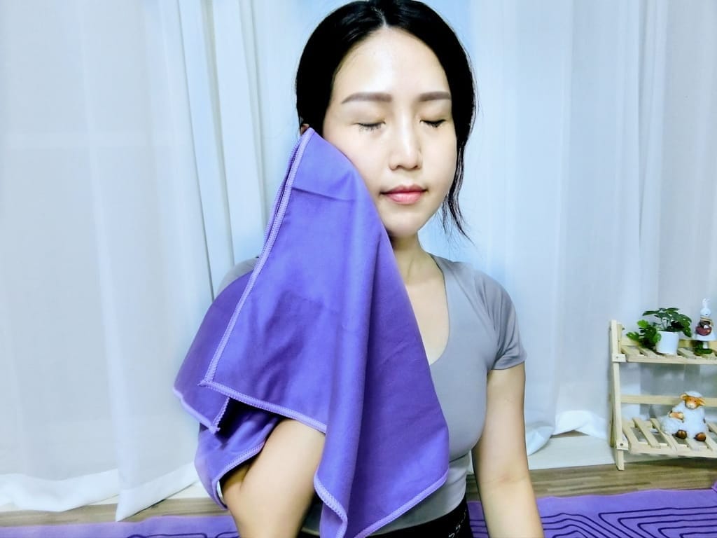| 瑜伽輔具推薦 | agoy 壁虎鋪巾 / 大地瑜伽墊 / 瑜伽手巾,環保無毒耐用款.我的專屬瑜伽好夥伴! - 第28張圖 | 瑜伽輔具推薦 | agoy 壁虎鋪巾 / 大地瑜伽墊 / 瑜伽手巾,環保無毒耐用款.我的專屬瑜伽好夥伴!