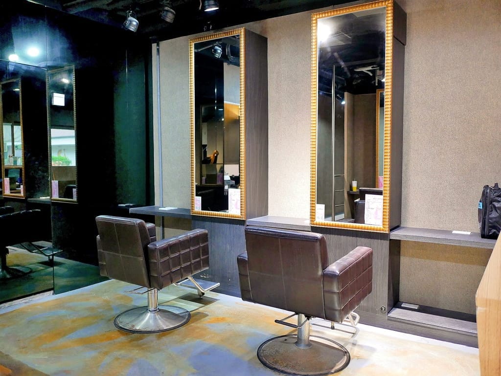 | 板橋染髮推薦 | Wor Hair 新埔店.女生不限長短染或燙髮只要1500元.迷人的極光紫黑色~ - 第5張圖 | 板橋染髮推薦 | Wor Hair 新埔店.女生不限長短染或燙髮只要1500元.迷人的極光紫黑色~
