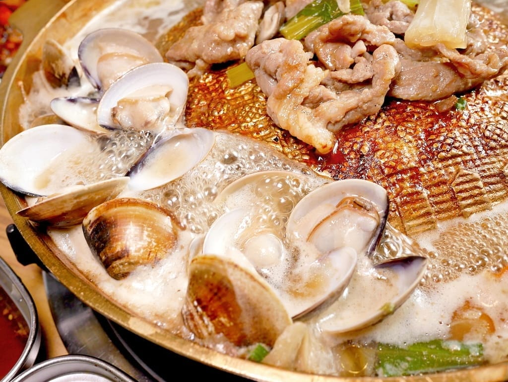 | 新莊韓式料理 | 海雲韓式料理.小菜無限吃到飽,銅板烤肉/石鍋拌飯/韓式鍋物,一吃就愛上! - 第29張圖 | 新莊韓式料理 | 海雲韓式料理.小菜無限吃到飽,銅板烤肉/石鍋拌飯/韓式鍋物,一吃就愛上!