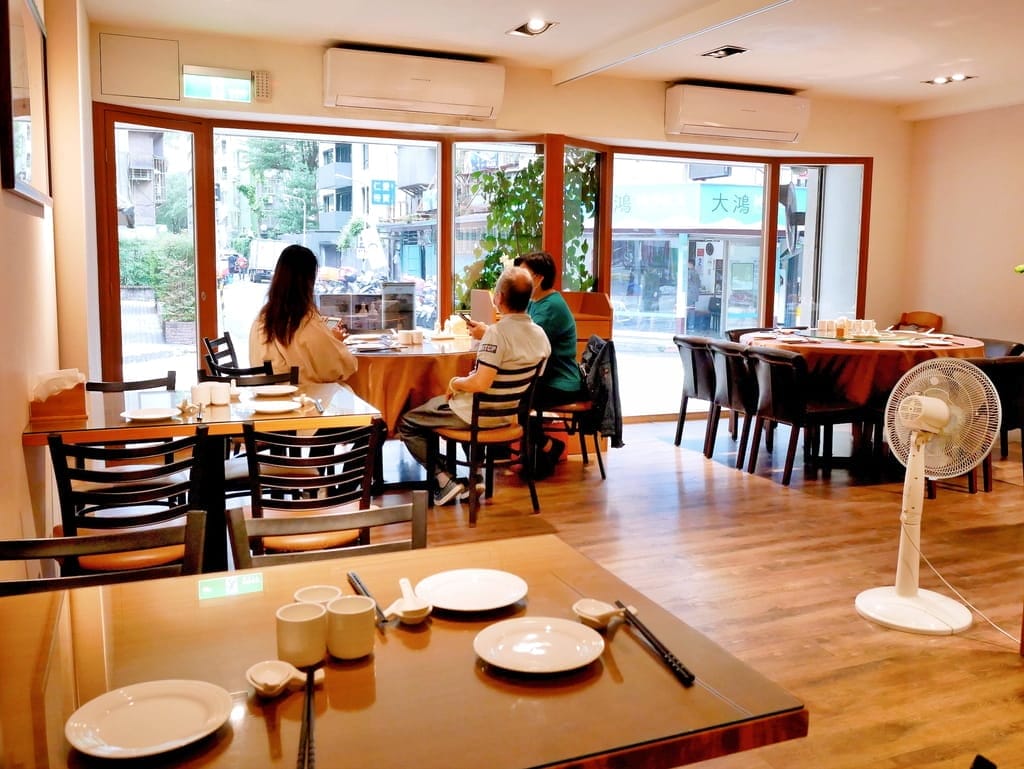 | 大安區美食餐廳 | 詠豐堂 Eihodo.蟹粉小籠包.泡椒牛肉,糖醋魚片,醃篤鮮濃湯煨麵,合菜餐廳,上海菜推薦! - 第7張圖 | 大安區美食餐廳 | 詠豐堂 Eihodo.蟹粉小籠包.泡椒牛肉,糖醋魚片,醃篤鮮濃湯煨麵,合菜餐廳,上海菜推薦!