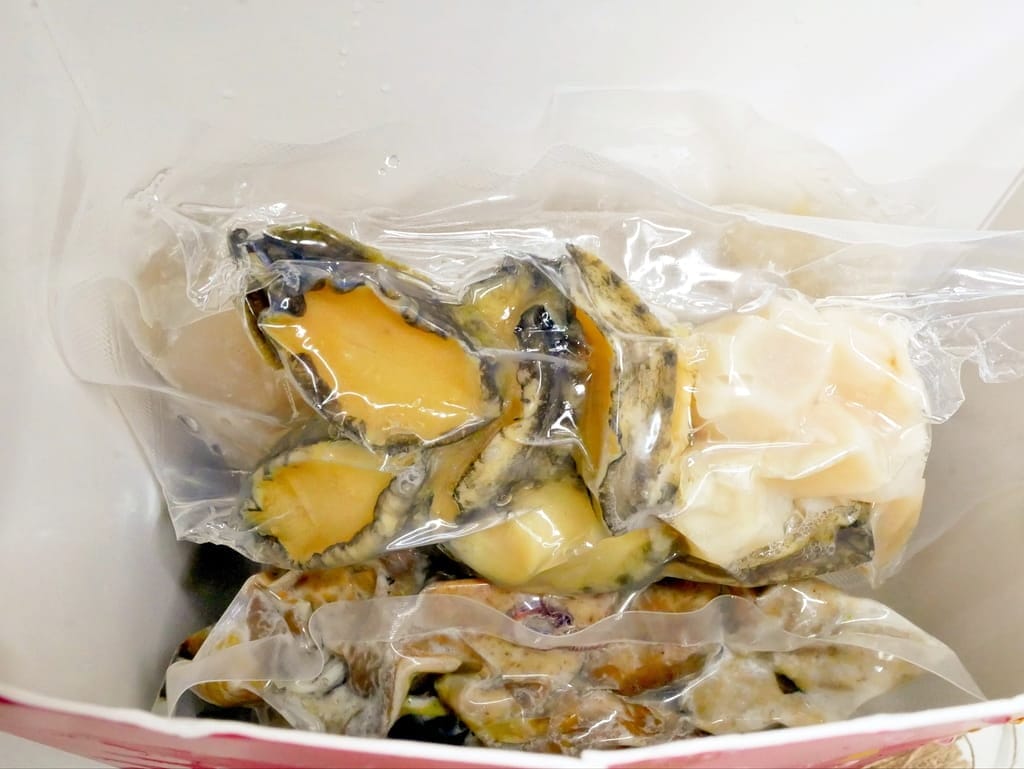 | 年菜推薦 | 品元堂 頂級豪華佛跳牆.嚴選極品干貝.上等鮑魚,高檔黑玉蔘.湯頭濃郁食材澎湃! - 第7張圖 | 年菜推薦 | 品元堂 頂級豪華佛跳牆.嚴選極品干貝.上等鮑魚,高檔黑玉蔘.湯頭濃郁食材澎湃!