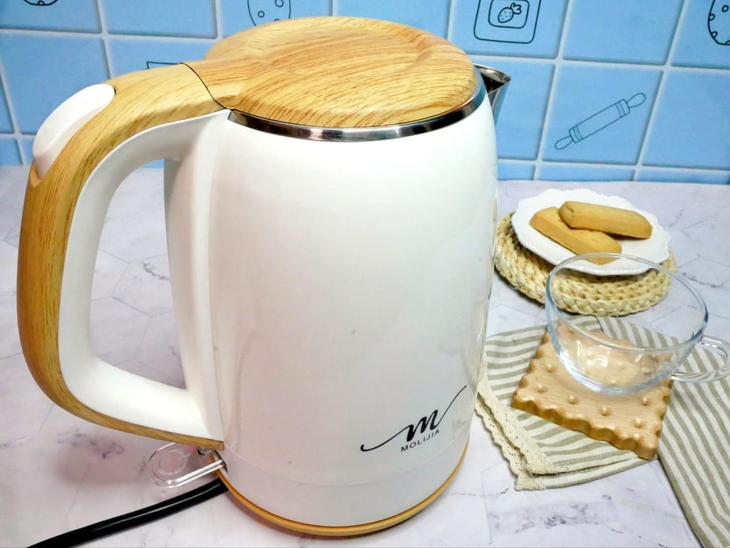 | 實用快煮壺推薦 | MOLIJIA 魔力家 M27雙層防燙快煮壺,1.9公升,省電快煮壺.隨手沖泡茶飲很放便! - 第7張圖 | 實用快煮壺推薦 | MOLIJIA 魔力家 M27雙層防燙快煮壺,1.9公升,省電快煮壺.隨手沖泡茶飲很放便!