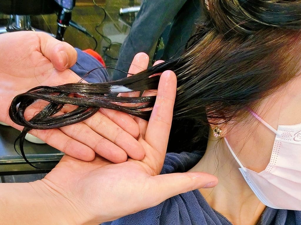 |西門染髮護髮| 禾林造型西門店,結構式護髮.髮色光澤質感大提升,6號張詩妤設計師 - 第37張圖 |西門染髮護髮| 禾林造型西門店,結構式護髮.髮色光澤質感大提升,6號張詩妤設計師