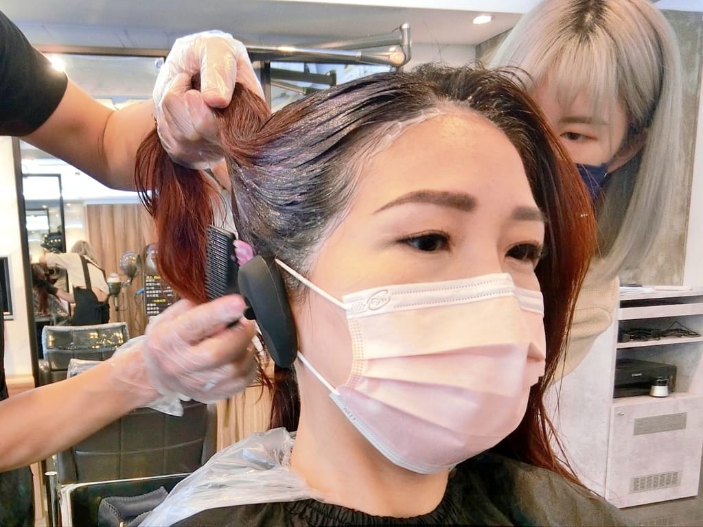 |西門染髮護髮| 禾林造型西門店,結構式護髮.髮色光澤質感大提升,6號張詩妤設計師 - 第25張圖 |西門染髮護髮| 禾林造型西門店,結構式護髮.髮色光澤質感大提升,6號張詩妤設計師
