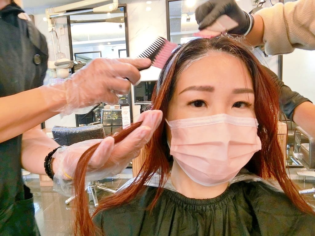 |西門染髮護髮| 禾林造型西門店,結構式護髮.髮色光澤質感大提升,6號張詩妤設計師 - 第26張圖 |西門染髮護髮| 禾林造型西門店,結構式護髮.髮色光澤質感大提升,6號張詩妤設計師