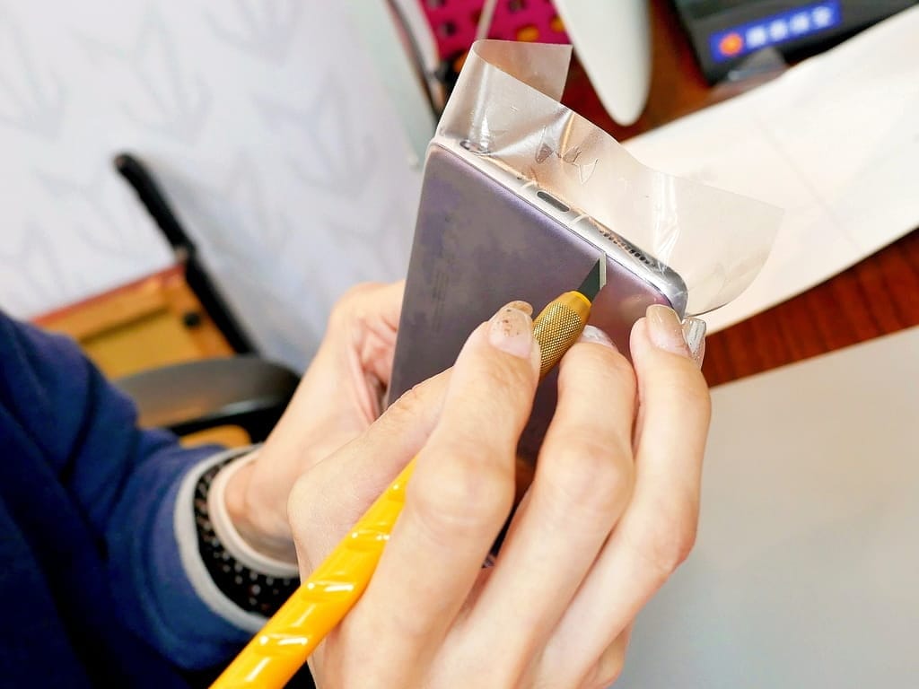 | 板橋手機包膜推薦 | 京展包膜.果凍保護貼,數十種質感貼膜任選.小米12Pro包膜 - 第31張圖 | 板橋手機包膜推薦 | 京展包膜.果凍保護貼,數十種質感貼膜任選.小米12Pro包膜