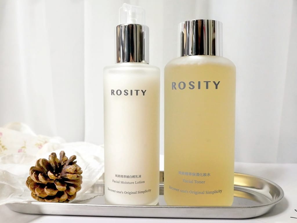 |日常護膚保養品|Rosity蘿斯緹精萃保濕化妝水/細白輕乳液/保濕嫩白面膜.給予肌膚滿滿的保水量澤感! - 第3張圖 |日常護膚保養品|Rosity蘿斯緹精萃保濕化妝水/細白輕乳液/保濕嫩白面膜.給予肌膚滿滿的保水量澤感!