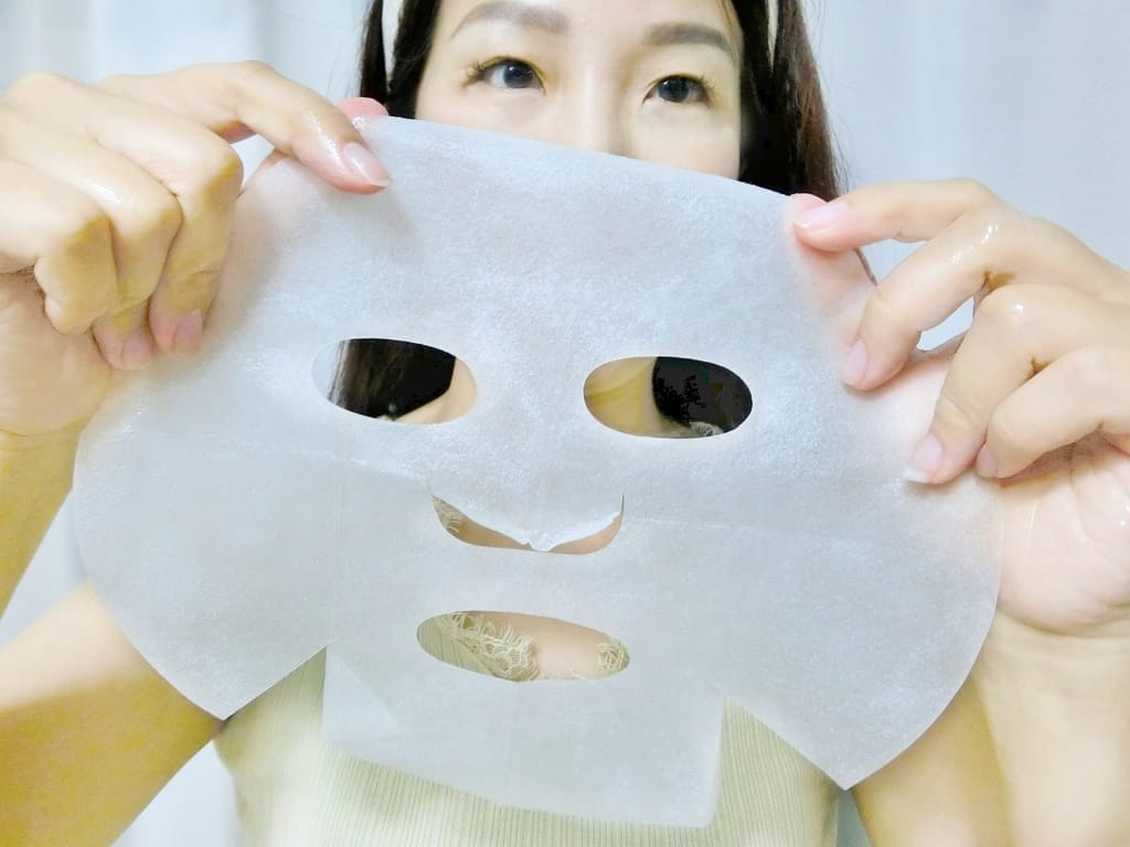 |日常護膚保養品|Rosity蘿斯緹精萃保濕化妝水/細白輕乳液/保濕嫩白面膜.給予肌膚滿滿的保水量澤感! - 第19張圖 |日常護膚保養品|Rosity蘿斯緹精萃保濕化妝水/細白輕乳液/保濕嫩白面膜.給予肌膚滿滿的保水量澤感!