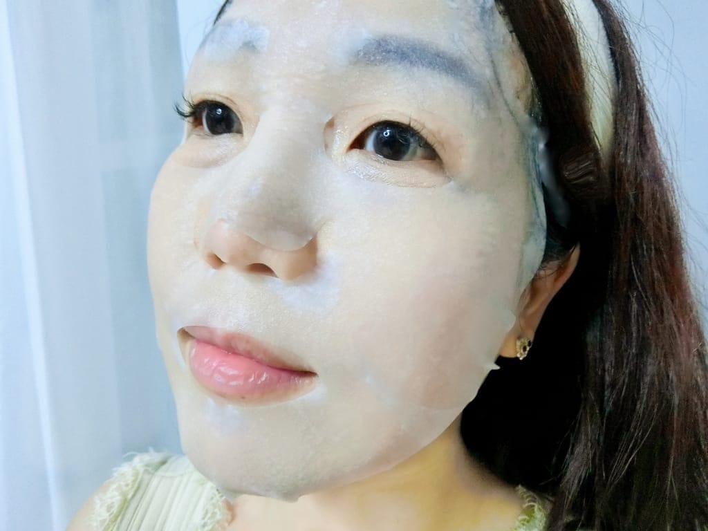 |日常護膚保養品|Rosity蘿斯緹精萃保濕化妝水/細白輕乳液/保濕嫩白面膜.給予肌膚滿滿的保水量澤感! - 第21張圖 |日常護膚保養品|Rosity蘿斯緹精萃保濕化妝水/細白輕乳液/保濕嫩白面膜.給予肌膚滿滿的保水量澤感!