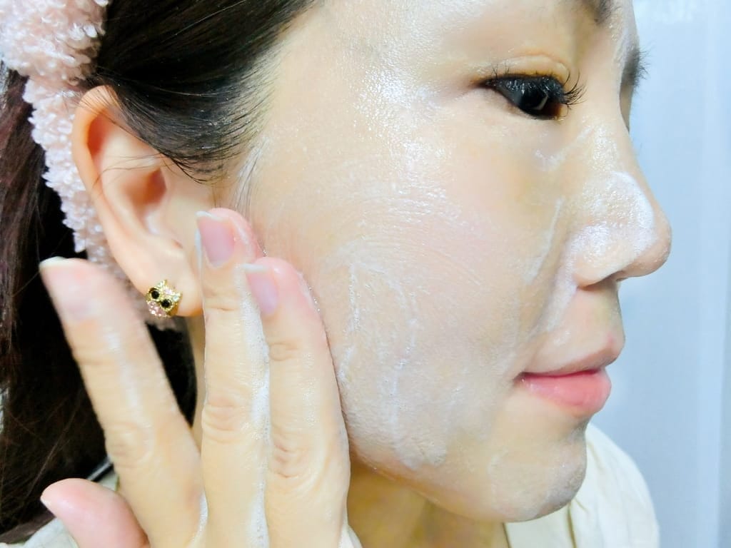 |臉部肌膚保養|萊娜保濕洗卸凝膠/美白慕絲面膜,超乎想像的溫和又感,完整呵護肌膚~ - 第16張圖 |臉部肌膚保養|萊娜保濕洗卸凝膠/美白慕絲面膜,超乎想像的溫和又感,完整呵護肌膚~