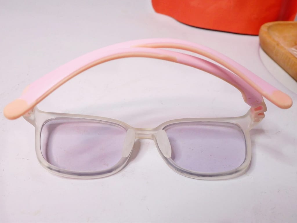 | 兒童眼鏡推薦 | EyeCare護眼抗藍光變色眼鏡,兒童抗藍光太陽眼鏡.晶亮乳酸菌無糖Q軟糖.給予孩子多重保護! - 第32張圖 | 兒童眼鏡推薦 | EyeCare護眼抗藍光變色眼鏡,兒童抗藍光太陽眼鏡.晶亮乳酸菌無糖Q軟糖.給予孩子多重保護!