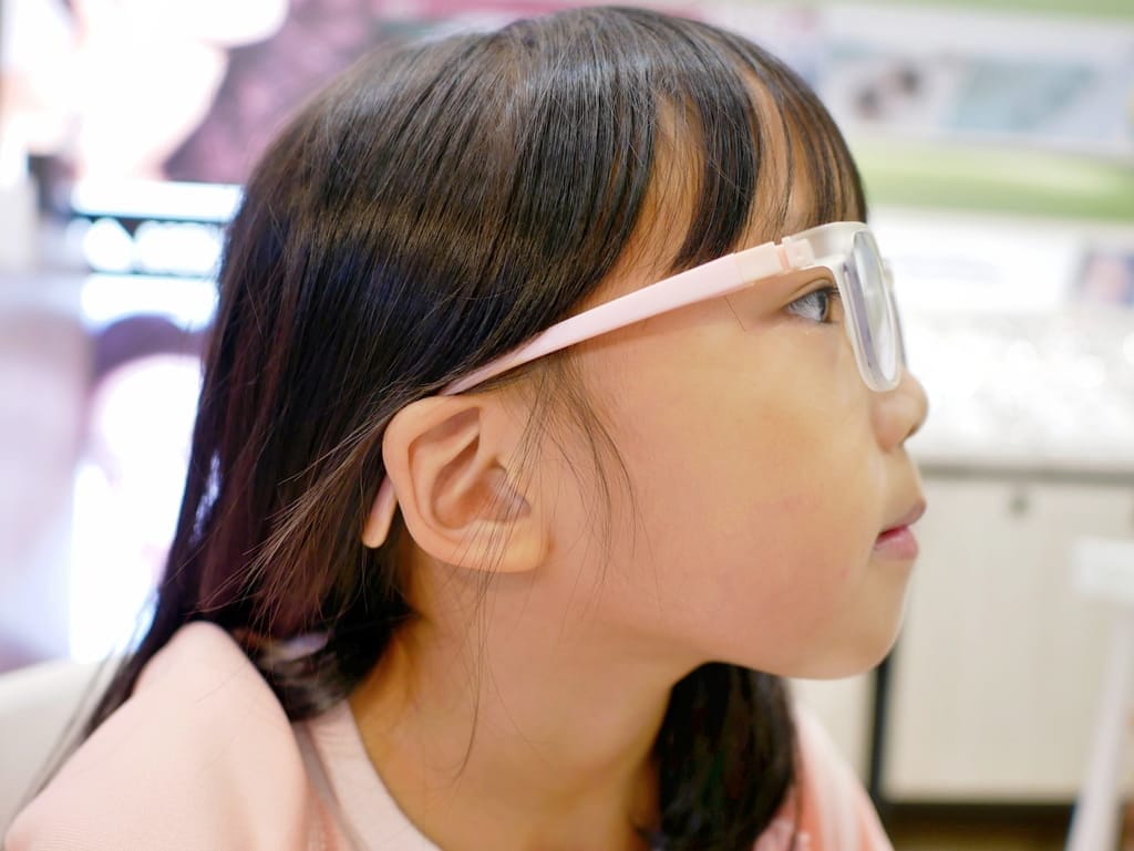 | 兒童眼鏡推薦 | EyeCare護眼抗藍光變色眼鏡,兒童抗藍光太陽眼鏡.晶亮乳酸菌無糖Q軟糖.給予孩子多重保護! - 第16張圖 | 兒童眼鏡推薦 | EyeCare護眼抗藍光變色眼鏡,兒童抗藍光太陽眼鏡.晶亮乳酸菌無糖Q軟糖.給予孩子多重保護!