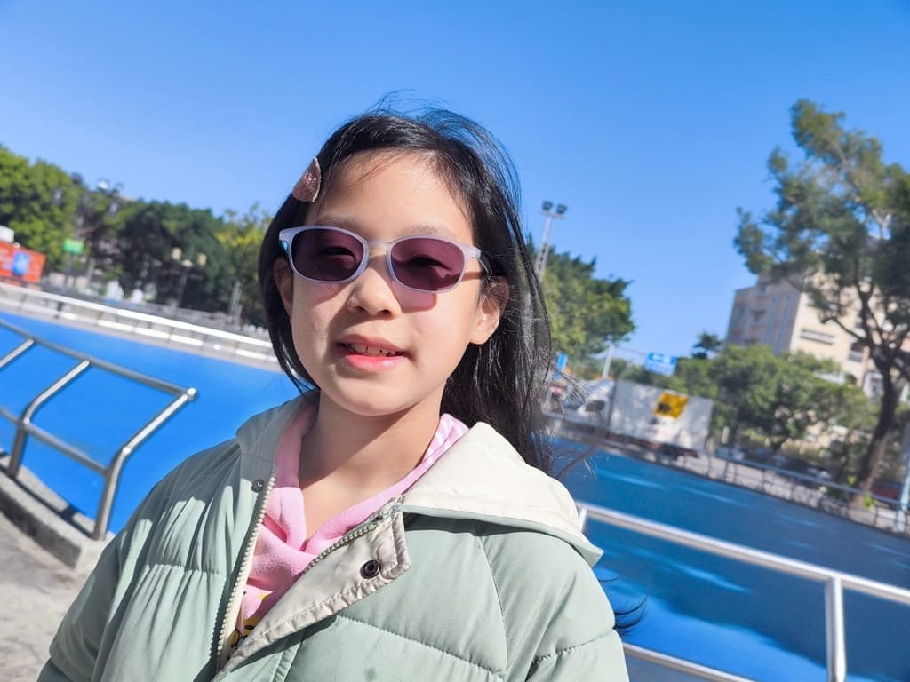 | 兒童眼鏡推薦 | EyeCare護眼抗藍光變色眼鏡,兒童抗藍光太陽眼鏡.晶亮乳酸菌無糖Q軟糖.給予孩子多重保護! - 第45張圖 | 兒童眼鏡推薦 | EyeCare護眼抗藍光變色眼鏡,兒童抗藍光太陽眼鏡.晶亮乳酸菌無糖Q軟糖.給予孩子多重保護!