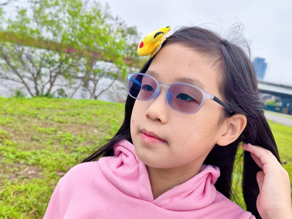 | 兒童眼鏡推薦 | EyeCare護眼抗藍光變色眼鏡,兒童抗藍光太陽眼鏡.晶亮乳酸菌無糖Q軟糖.給予孩子多重保護! - 第47張圖 | 兒童眼鏡推薦 | EyeCare護眼抗藍光變色眼鏡,兒童抗藍光太陽眼鏡.晶亮乳酸菌無糖Q軟糖.給予孩子多重保護!