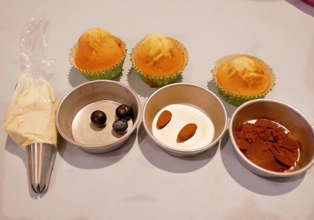 | 親子活動 | 亞尼克親子DIY,手作烘培課程,迷你蛋糕杯/生乳蛋糕捲/小盆栽蛋糕/歡樂蛋糕棒 - 第57張圖 | 親子活動 | 亞尼克親子DIY,手作烘培課程,迷你蛋糕杯/生乳蛋糕捲/小盆栽蛋糕/歡樂蛋糕棒