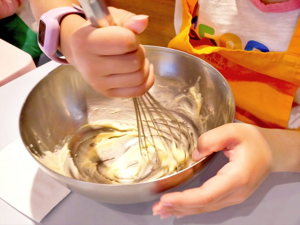 | 親子活動 | 亞尼克親子DIY,手作烘培課程,迷你蛋糕杯/生乳蛋糕捲/小盆栽蛋糕/歡樂蛋糕棒 - 第27張圖 | 親子活動 | 亞尼克親子DIY,手作烘培課程,迷你蛋糕杯/生乳蛋糕捲/小盆栽蛋糕/歡樂蛋糕棒
