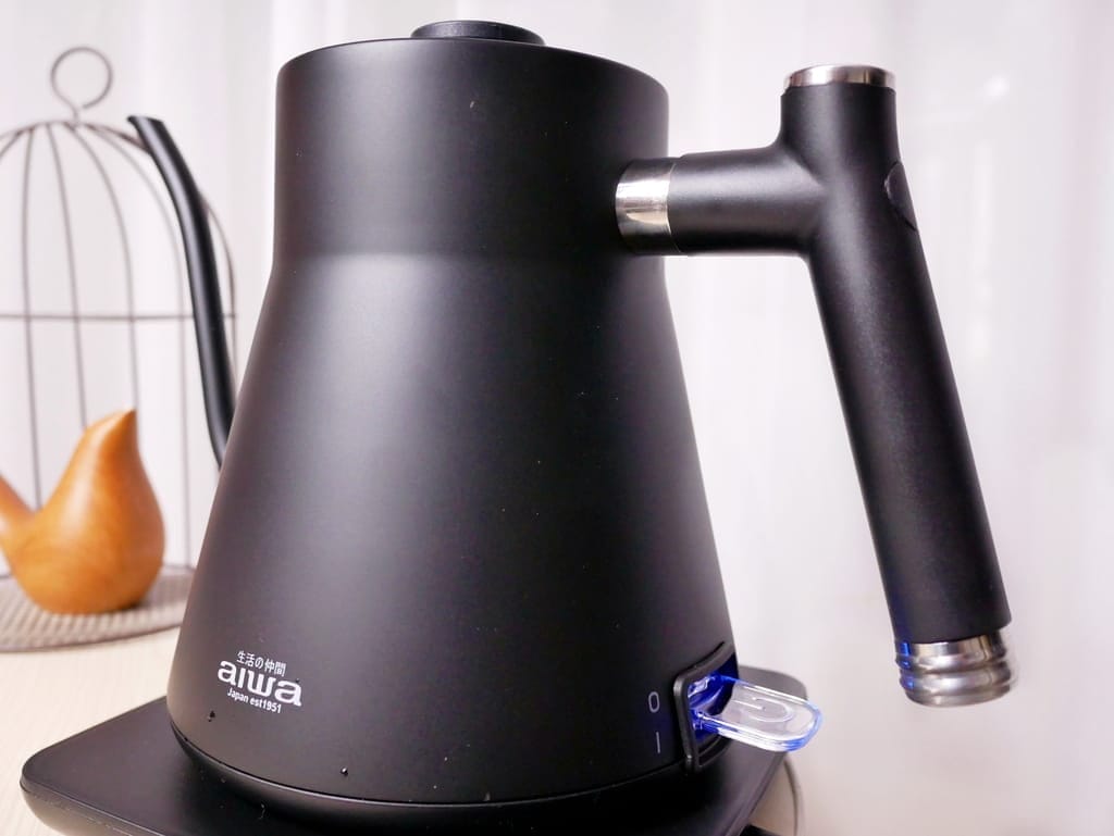 | 細口快煮壺 | AIWA 愛華 鵝頸手沖電茶壼,手沖咖啡入門首選.完美穩定注水.俐落斷水也乾淨! - 第21張圖 | 細口快煮壺 | AIWA 愛華 鵝頸手沖電茶壼,手沖咖啡入門首選.完美穩定注水.俐落斷水也乾淨!
