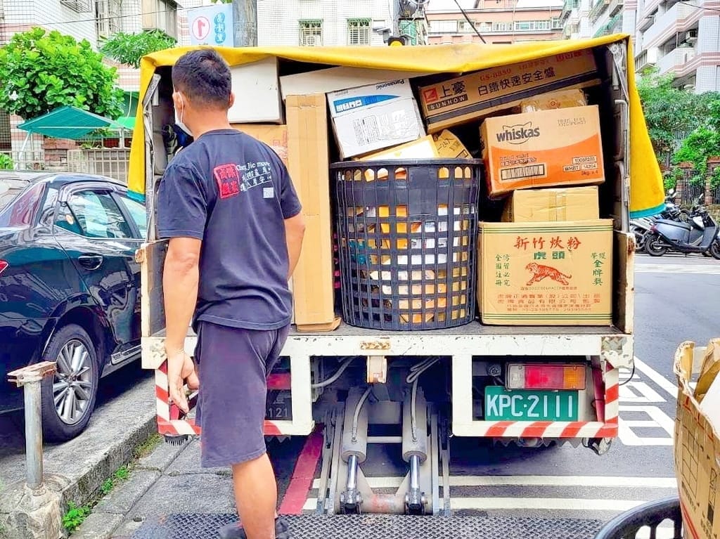 |搬家推薦|成傑搬家公司.家具完整包裝.拆裝運送服務.解決搬家麻煩事.固定報價不加價! - 第16張圖 |搬家推薦|成傑搬家公司.家具完整包裝.拆裝運送服務.解決搬家麻煩事.固定報價不加價!