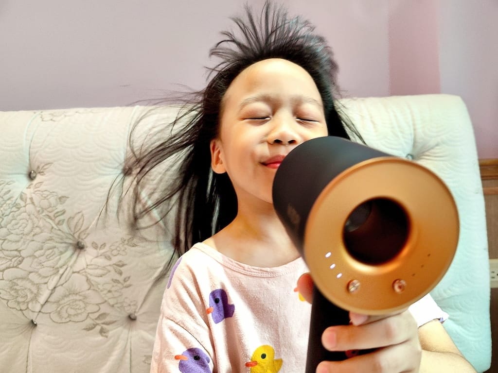 | 吹風機推薦| MIDORI美多莉高風速溫控負離子吹風機,大風量頭髮速乾不毛躁.輕量設計好拿好吹! - 第5張圖 | 吹風機推薦| MIDORI美多莉高風速溫控負離子吹風機,大風量頭髮速乾不毛躁.輕量設計好拿好吹!