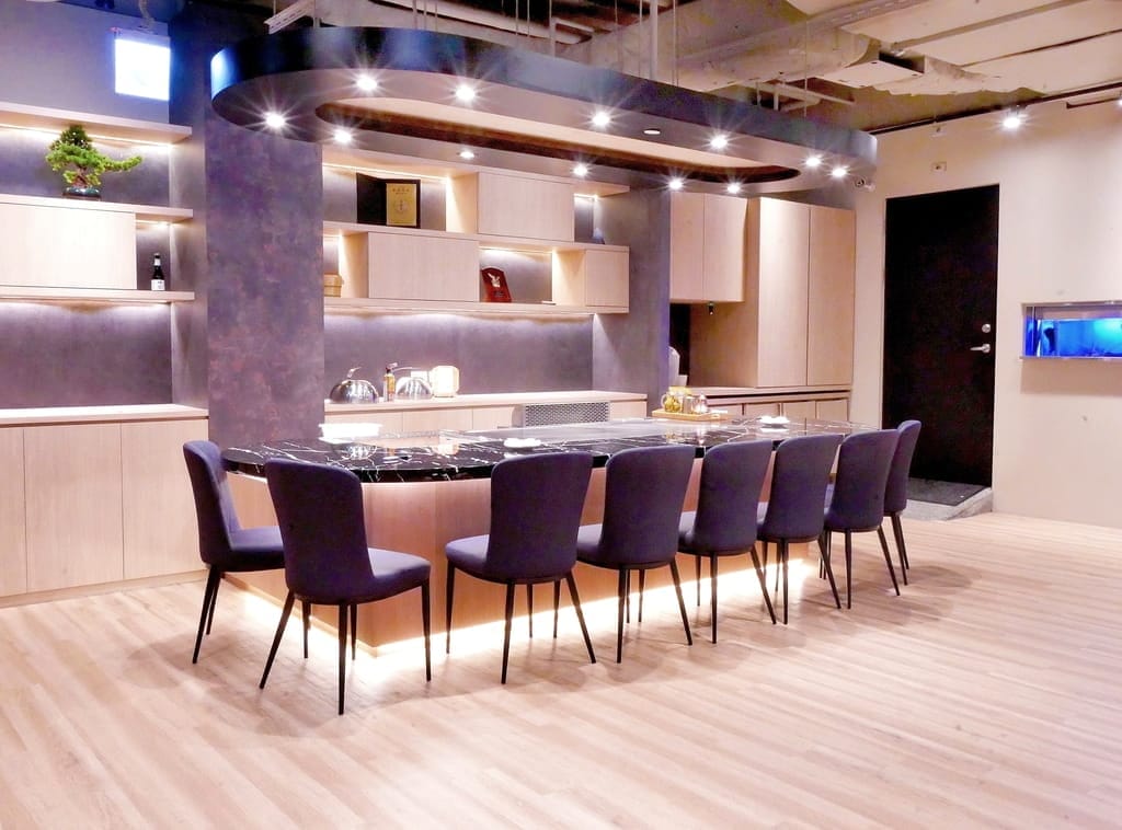 | 鐵板燒台北餐廳| 明水然.樂 信義遠百店A13店,一位難求的無菜單頂級鐵板燒,鮑魚干貝龍蝦A5和牛通通吃的到.高CP值約會餐廳首選!宵夜場獨家火熱登場.信義區宵夜首選 - 第6張圖 | 鐵板燒台北餐廳| 明水然.樂 信義遠百店A13店,一位難求的無菜單頂級鐵板燒,鮑魚干貝龍蝦A5和牛通通吃的到.高CP值約會餐廳首選!宵夜場獨家火熱登場.信義區宵夜首選