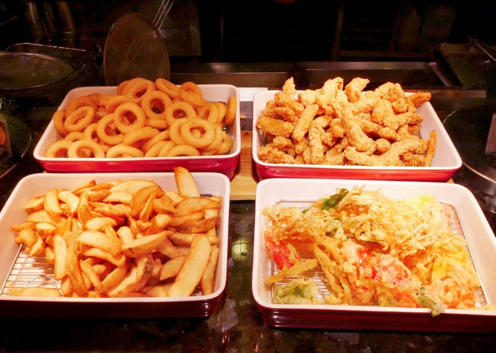 | 大直典華美食 | 豐FOOD海陸百匯， 各國特色料理都在這裡，下午餐吃到飽～