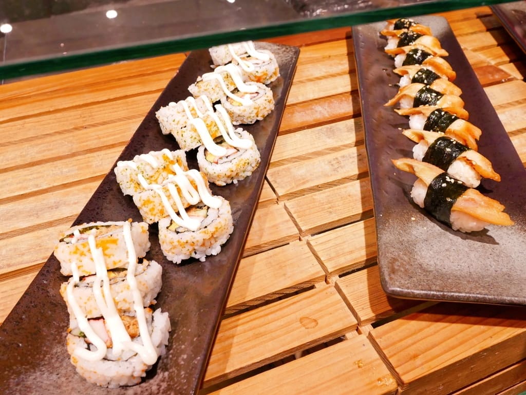 | 大直典華美食 | 豐FOOD海陸百匯， 各國特色料理都在這裡，下午餐吃到飽～