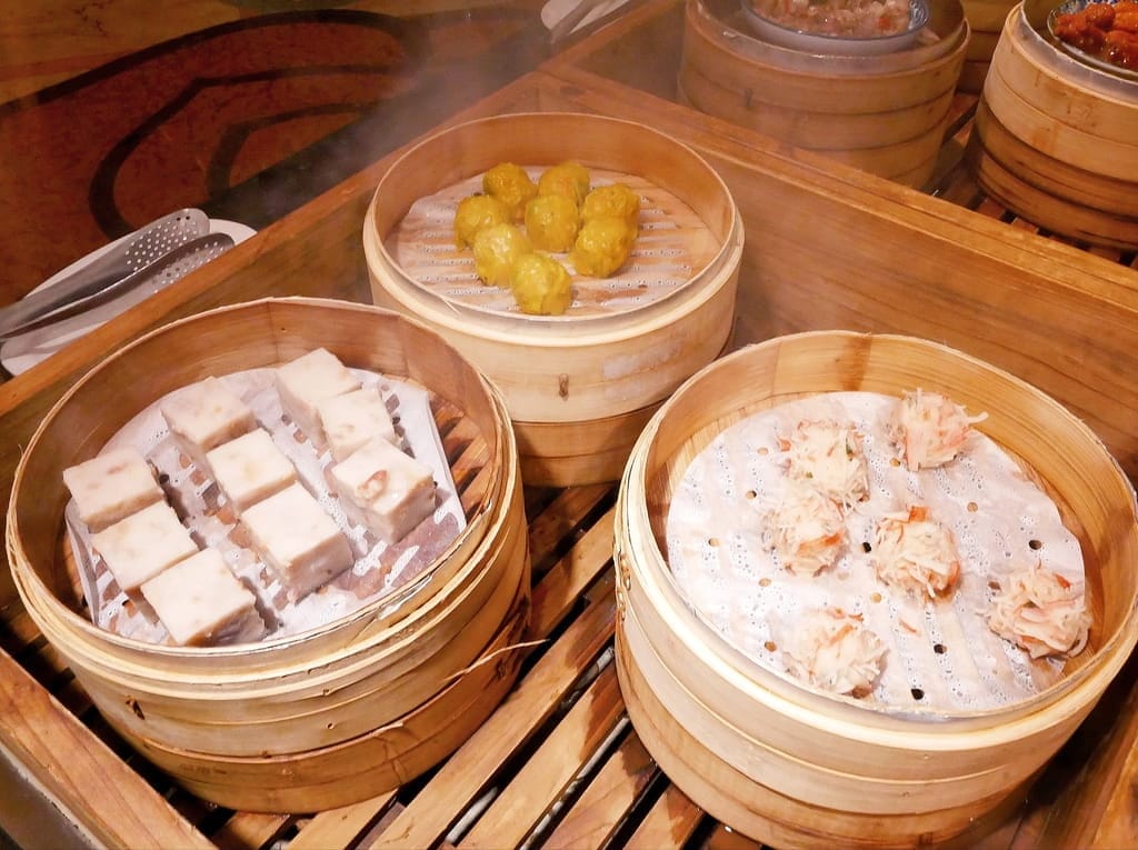 | 大直典華美食 | 豐FOOD海陸百匯， 各國特色料理都在這裡，下午餐吃到飽～
