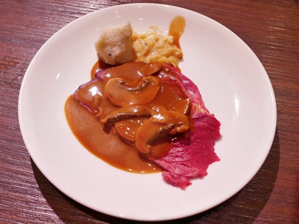 | 大直典華美食 | 豐FOOD海陸百匯， 各國特色料理都在這裡，下午餐吃到飽～