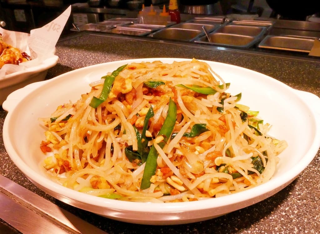 | 大直典華美食 | 豐FOOD海陸百匯， 各國特色料理都在這裡，下午餐吃到飽～