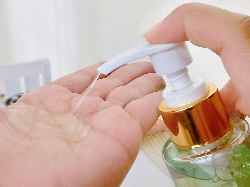 | 臉部保養推薦 | Beauty Care 孔雀石洗顏露,接睫毛卸妝必備!奇肌保濕噴霧、乳液.解決乾燥肌的不穩定,給予滿滿的保水潤澤感! - 第6張圖 | 臉部保養推薦 | Beauty Care 孔雀石洗顏露,接睫毛卸妝必備!奇肌保濕噴霧、乳液.解決乾燥肌的不穩定,給予滿滿的保水潤澤感!