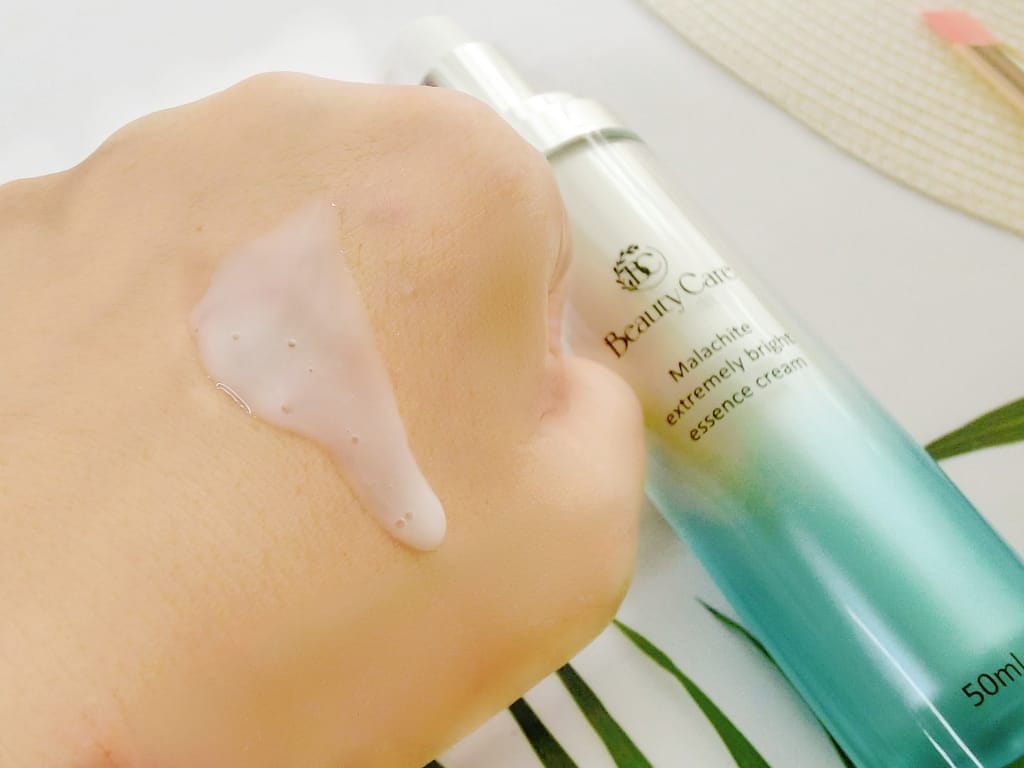 | 臉部保養推薦 | Beauty Care 孔雀石洗顏露,接睫毛卸妝必備!奇肌保濕噴霧、乳液.解決乾燥肌的不穩定,給予滿滿的保水潤澤感! - 第24張圖 | 臉部保養推薦 | Beauty Care 孔雀石洗顏露,接睫毛卸妝必備!奇肌保濕噴霧、乳液.解決乾燥肌的不穩定,給予滿滿的保水潤澤感!