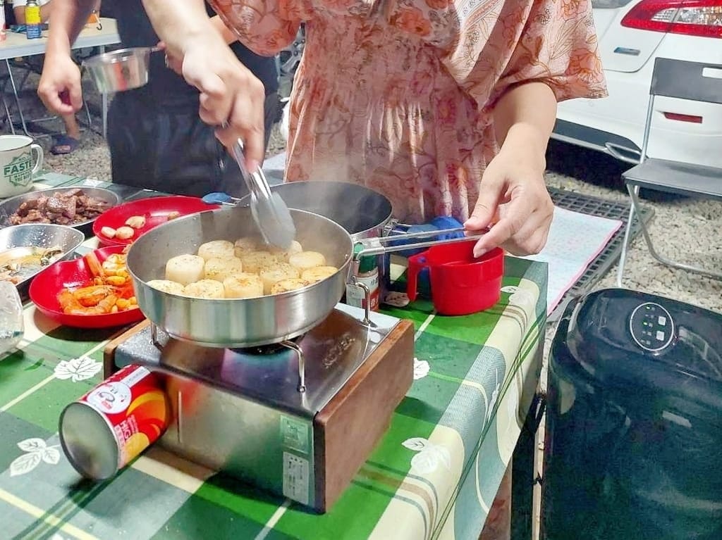 |露營必備好物|KOHZII 康馳 全自動製冰機,快速製冰且大容量,掀蓋式搭配雙重清潔功能,可選冰塊尺寸! - 第3張圖 |露營必備好物|KOHZII 康馳 全自動製冰機,快速製冰且大容量,掀蓋式搭配雙重清潔功能,可選冰塊尺寸!