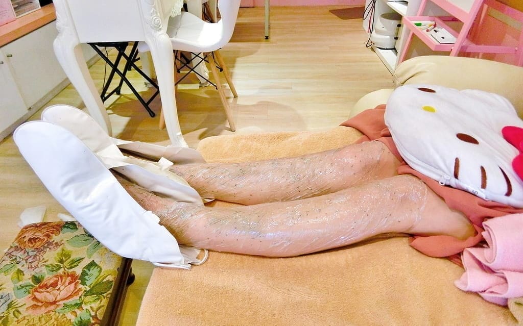 粗硬腳皮猶如老阿姨?DUNAY 晶萃舒活拋光足膜讓你恢復嬰兒般細嫩美足.舒緩乾燥肌膚.享受居家SPA! - 第3張圖 粗硬腳皮猶如老阿姨?DUNAY 晶萃舒活拋光足膜讓你恢復嬰兒般細嫩美足.舒緩乾燥肌膚.享受居家SPA!
