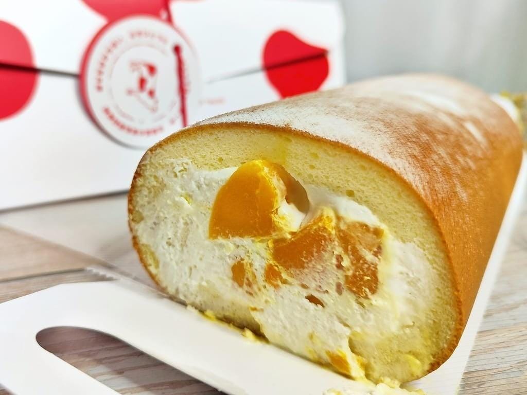 | 24小時智能甜點店 | 亞尼克台北西門店盛大開幕，奶茶布丁生乳捲／北海道黑酷曲，半夜也能買蛋糕！