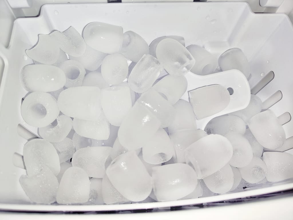 |好攜帶製冰機 | KOHZII 康馳 手提式全自動製冰機KIM1211SS,7分鐘快速製冰.體型輕巧大容量.享受冰塊無需久候! - 第26張圖 |好攜帶製冰機 | KOHZII 康馳 手提式全自動製冰機KIM1211SS,7分鐘快速製冰.體型輕巧大容量.享受冰塊無需久候!