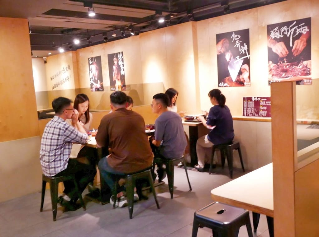 |大安區美食|新德士港味燒臘舖,港式燒臘傳承與創新,肉量足相當有誠意,美味份量大的燒臘飯 - 第11張圖 |大安區美食|新德士港味燒臘舖,港式燒臘傳承與創新,肉量足相當有誠意,美味份量大的燒臘飯