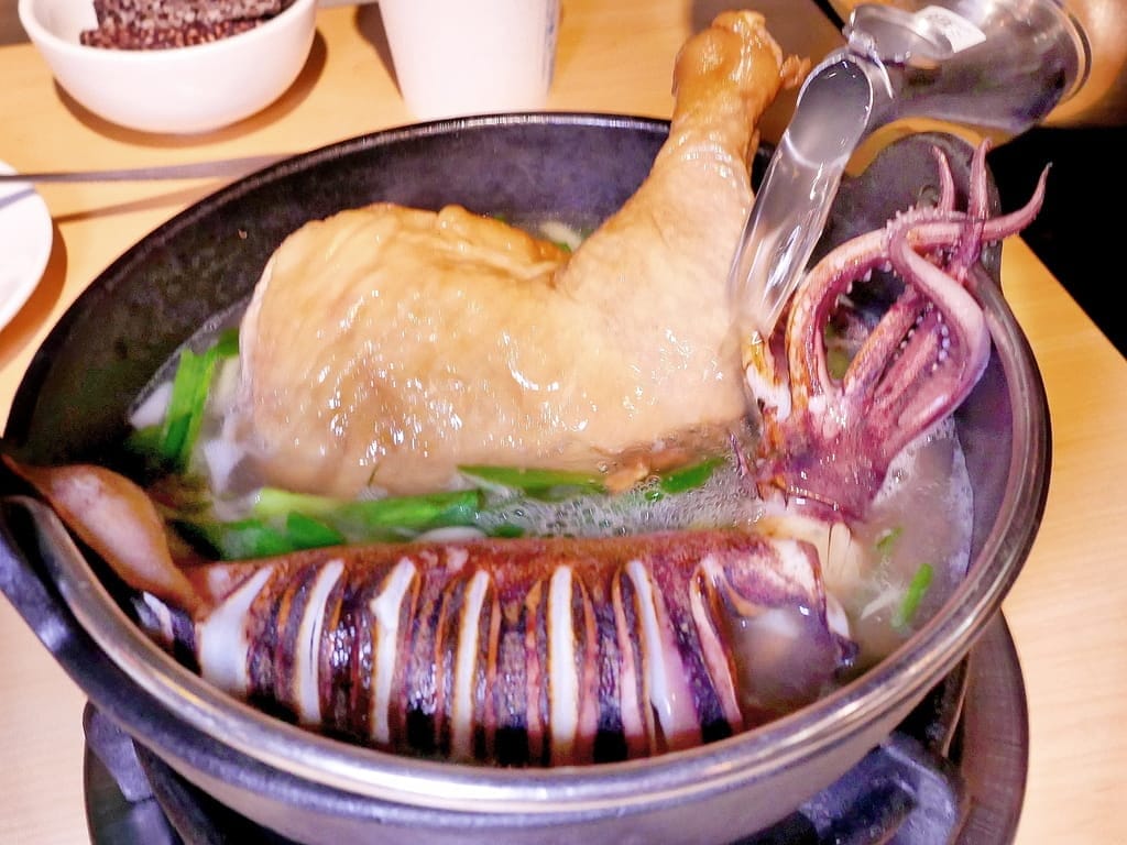 | 超人氣排隊名店 | 狂一鍋北樹林區插旗,多種主題湯底任選,台味火鍋香氣濃郁.自助吧免費吃!! - 第46張圖 | 超人氣排隊名店 | 狂一鍋北樹林區插旗,多種主題湯底任選,台味火鍋香氣濃郁.自助吧免費吃!!