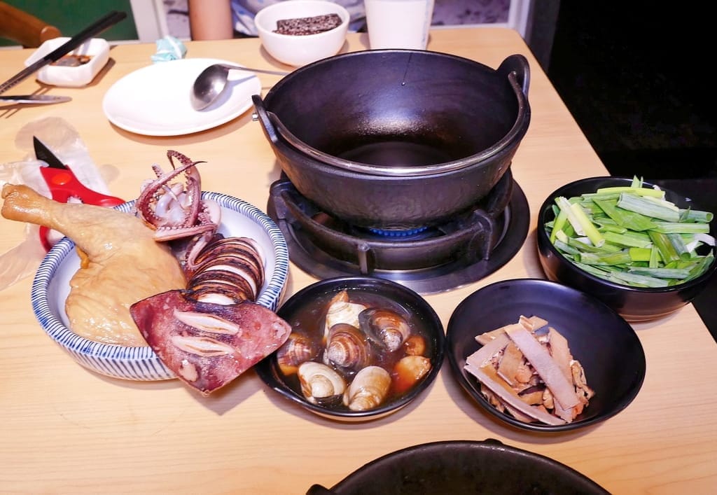 | 超人氣排隊名店 | 狂一鍋北樹林區插旗,多種主題湯底任選,台味火鍋香氣濃郁.自助吧免費吃!! - 第40張圖 | 超人氣排隊名店 | 狂一鍋北樹林區插旗,多種主題湯底任選,台味火鍋香氣濃郁.自助吧免費吃!!