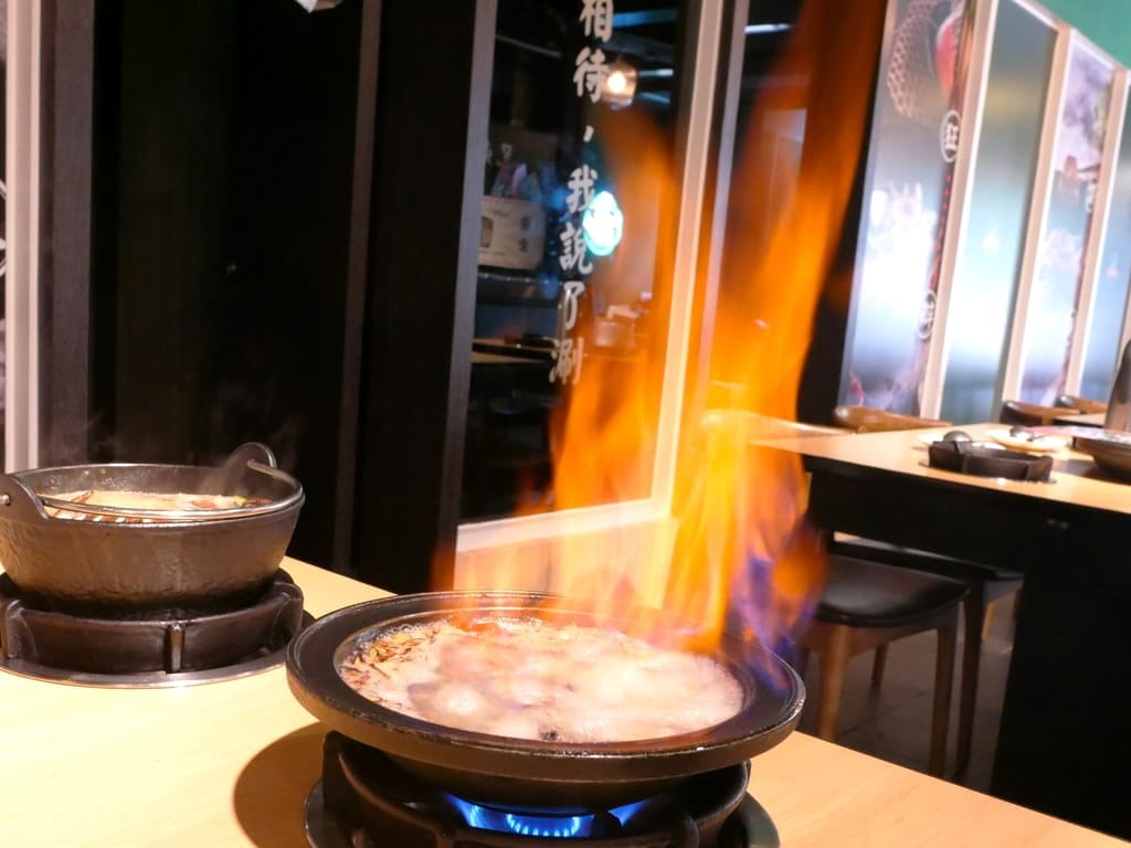 | 超人氣排隊名店 | 狂一鍋北樹林區插旗,多種主題湯底任選,台味火鍋香氣濃郁.自助吧免費吃!! - 第59張圖 | 超人氣排隊名店 | 狂一鍋北樹林區插旗,多種主題湯底任選,台味火鍋香氣濃郁.自助吧免費吃!!