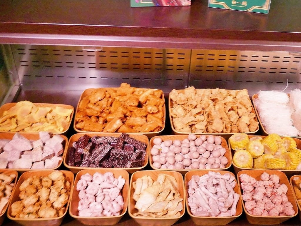 | 超人氣排隊名店 | 狂一鍋北樹林區插旗,多種主題湯底任選,台味火鍋香氣濃郁.自助吧免費吃!! - 第27張圖 | 超人氣排隊名店 | 狂一鍋北樹林區插旗,多種主題湯底任選,台味火鍋香氣濃郁.自助吧免費吃!!